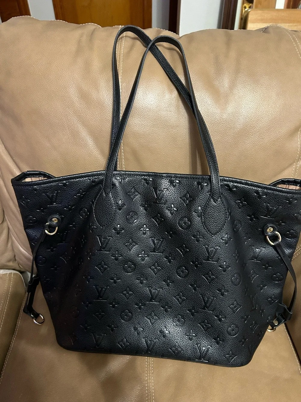 Louis Vuitton Tote